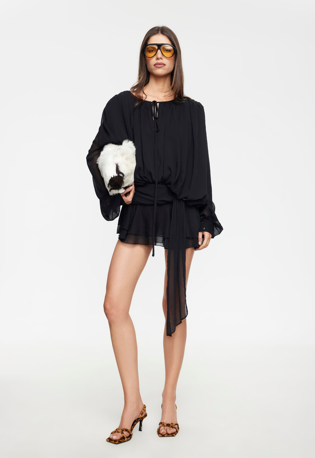 lioness black dress ELEMENTS MINI Size:L (36-37 sleeve length) Kendall Jenner Champions the Graduation outfits crafted with attention to