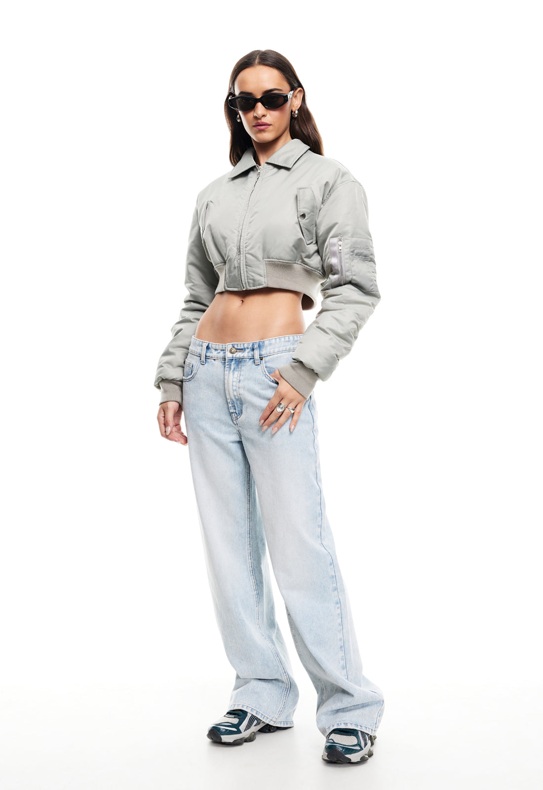 04_04_25_LIONESS_Reshoots_Robbie13359_4e96d84f59824fc083570bd696026fa0