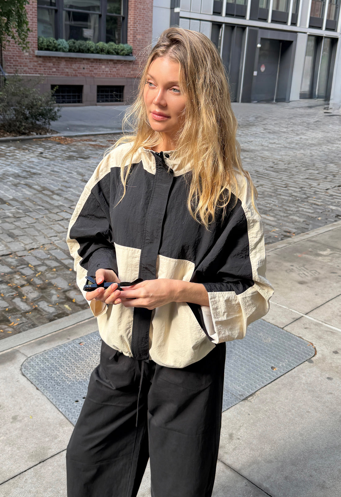 SHORELINE WINDBREAKER - CREAM