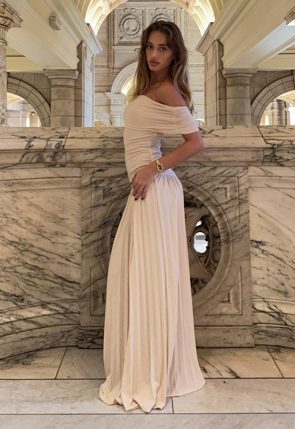 FIELD OF DREAMS LIONESS FASHION FIELD OF DREAMS LIONESS FASHION