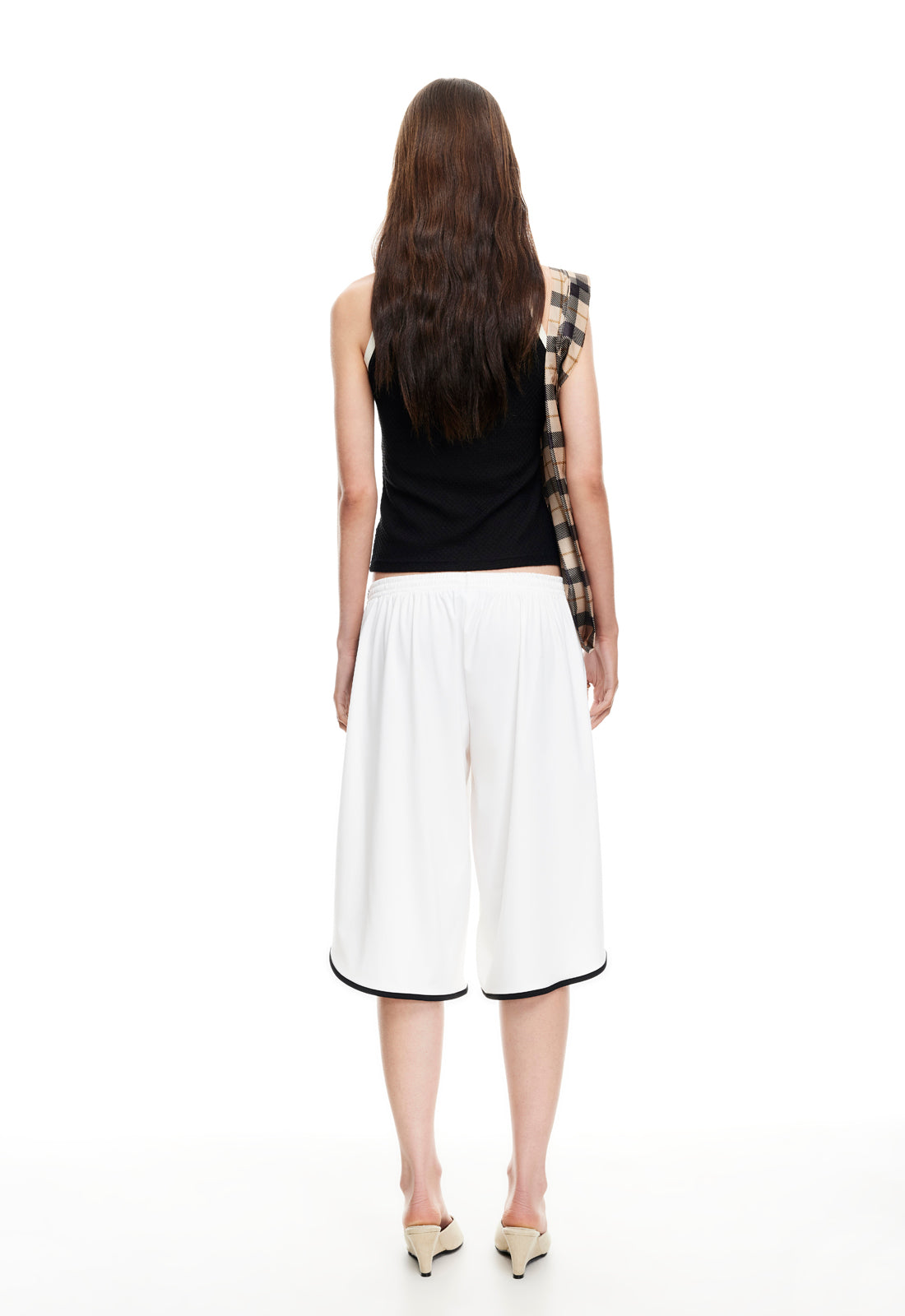 LT1333-2508-NOIR-LB724-2402-PORCELAIN-12jpg