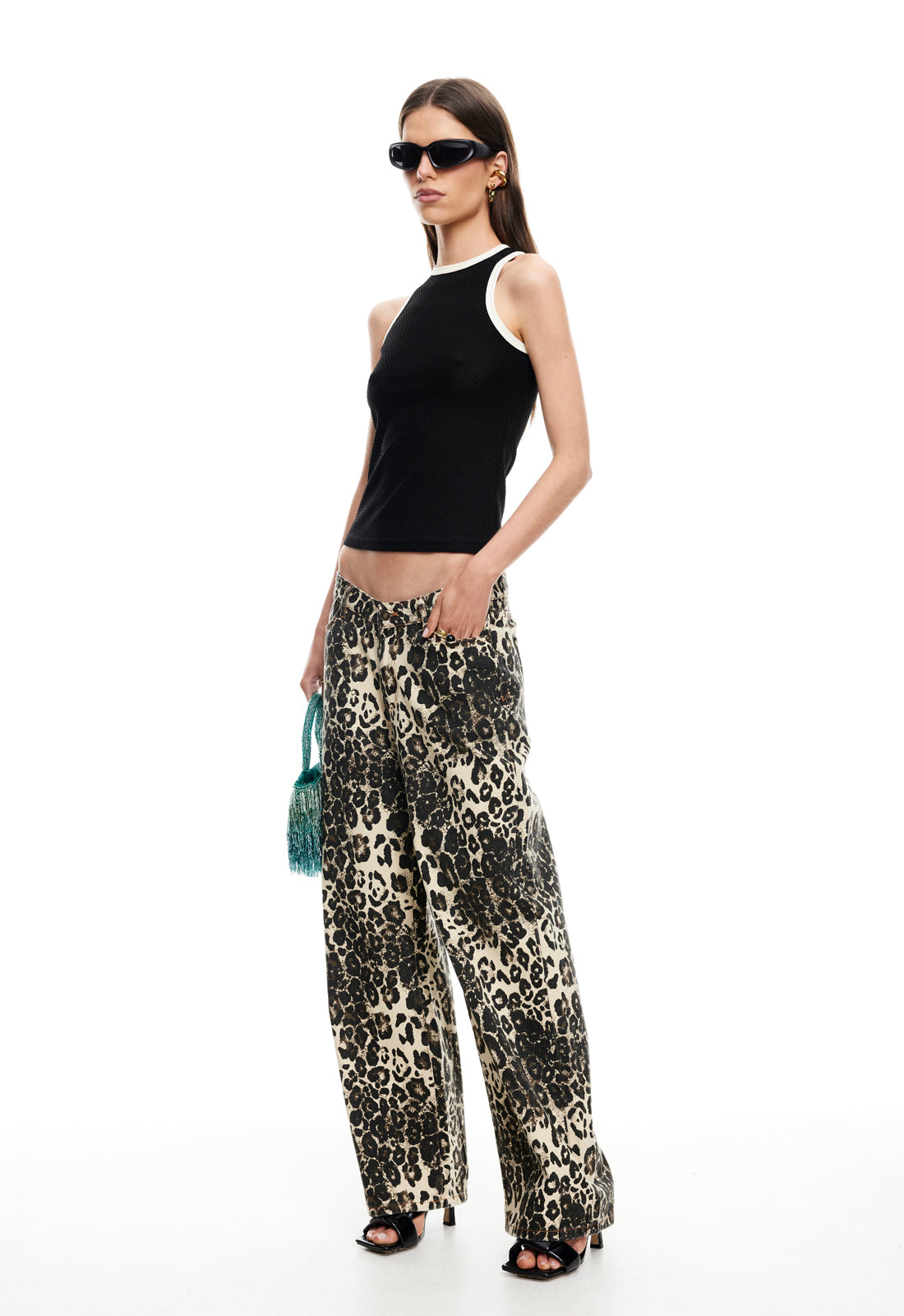 LT1333-2508-NOIR-LB974-1-2508-LEOPARD-12jpg
