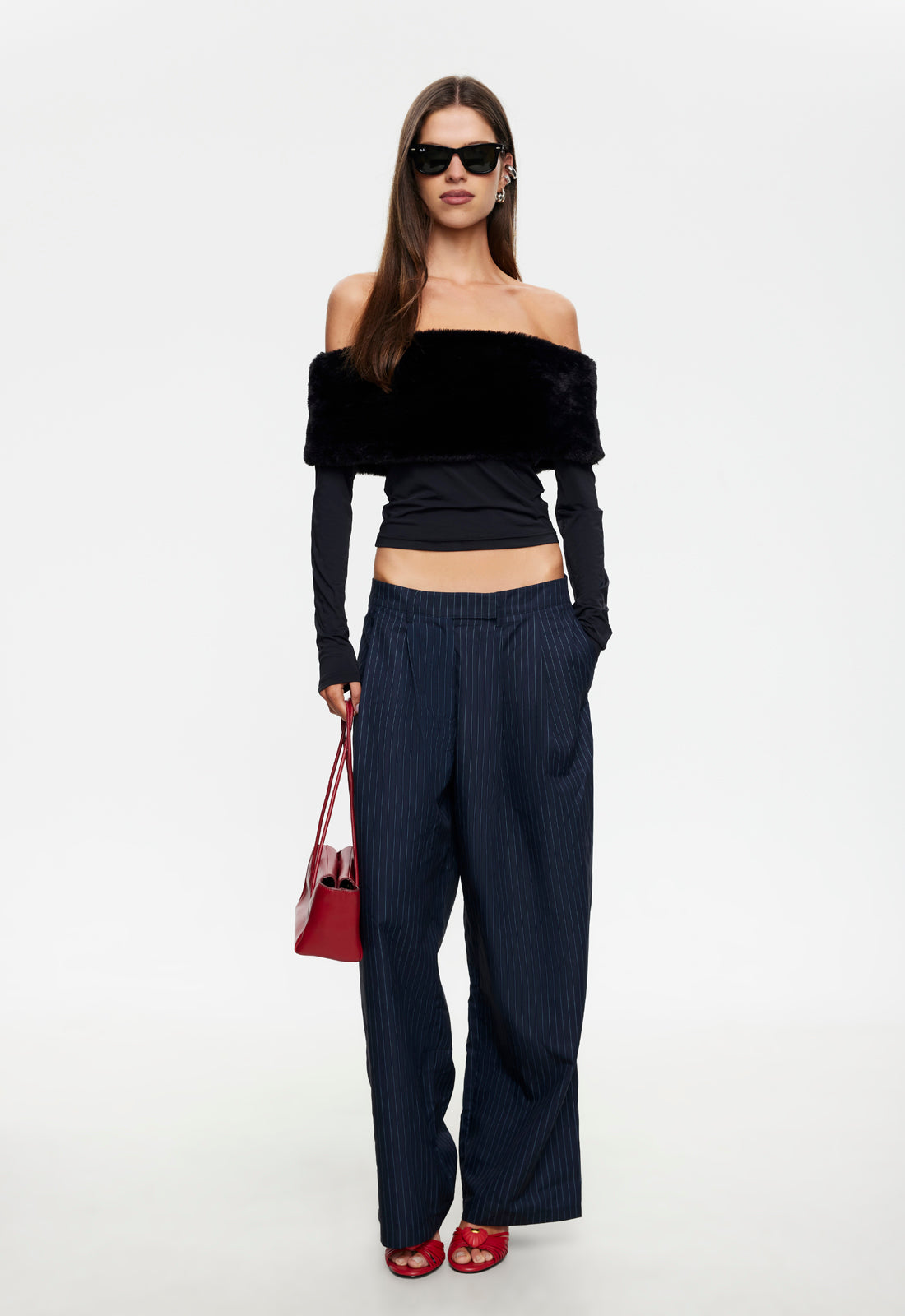 WALDORF OFF SHOULDER - PITCH